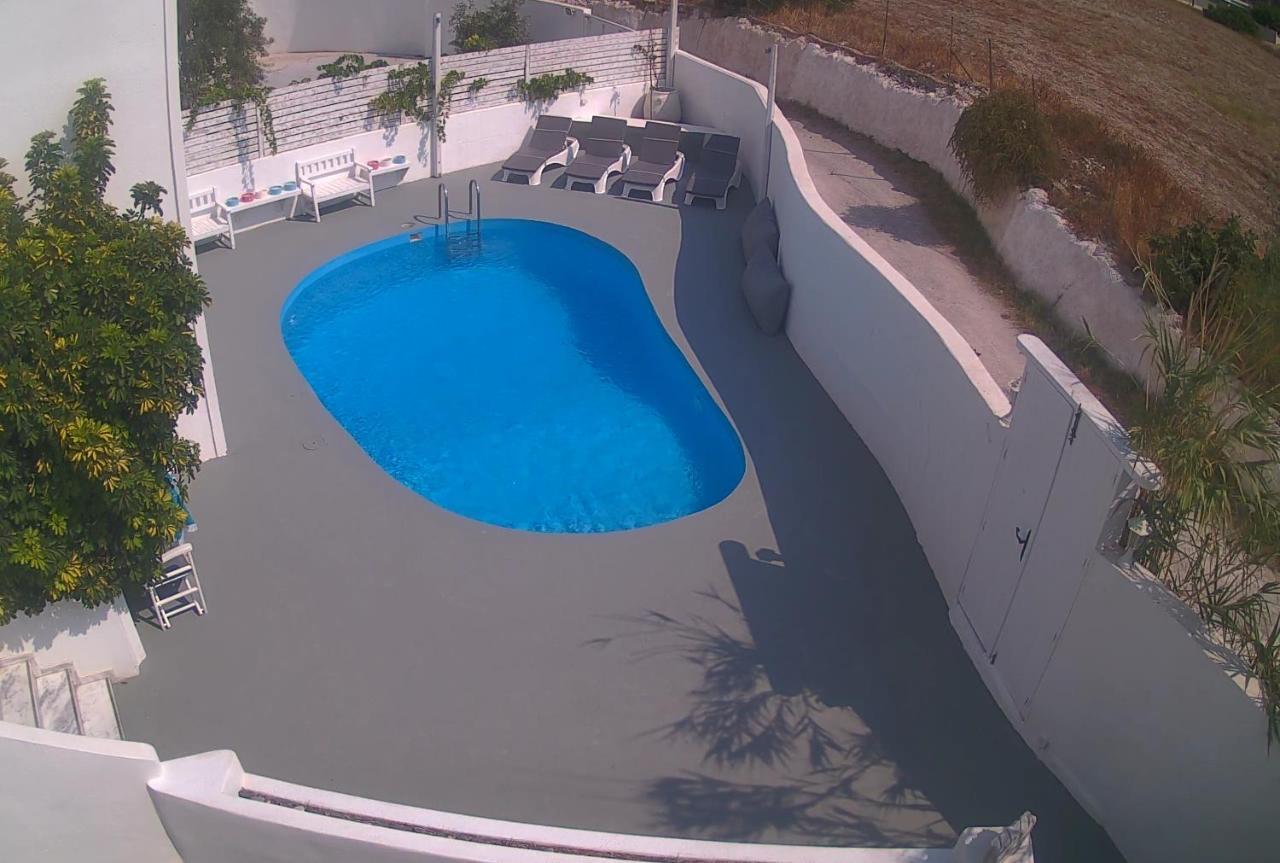 Aparthotel Three Harites Perissa  Exterior foto