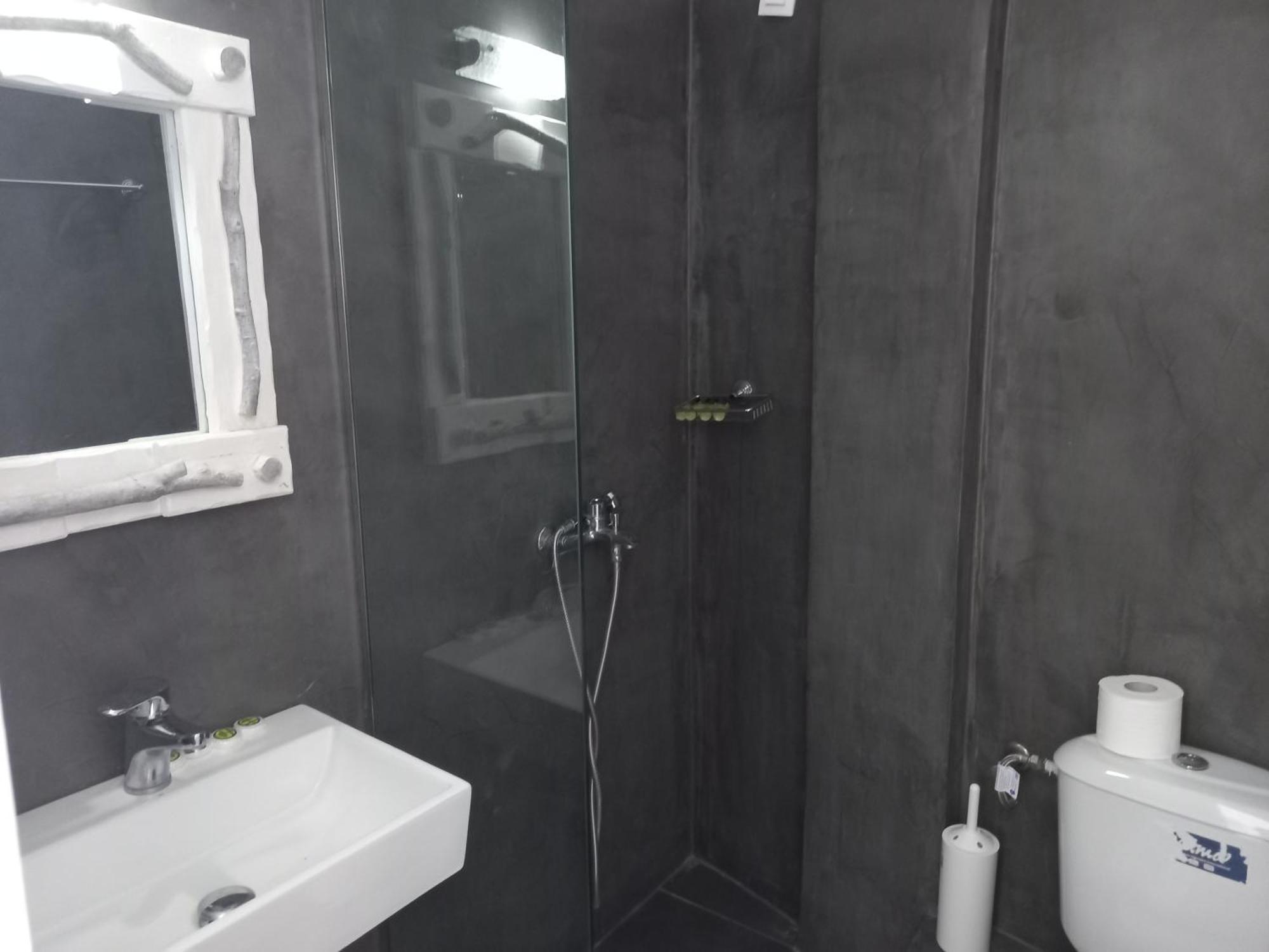Aparthotel Three Harites Perissa  Habitación foto